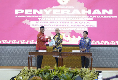 Penyerahan LKPD 2025 Jadi Bukti Komitmen Transparansi Pemkab Lampung Tengah