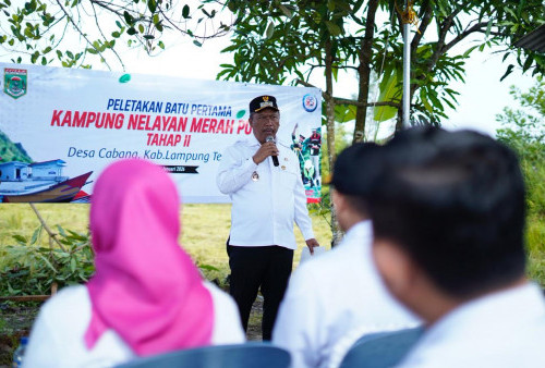 Dorong Kesejahteraan Nelayan, Plt. Bupati I Komang Koheri Lakukan Peletakan Batu Pertama Program KNMP