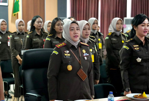 Tompian Jopi Pasaribu Resmi Jabat Kasi Pidsus Kejari Lombok Tengah