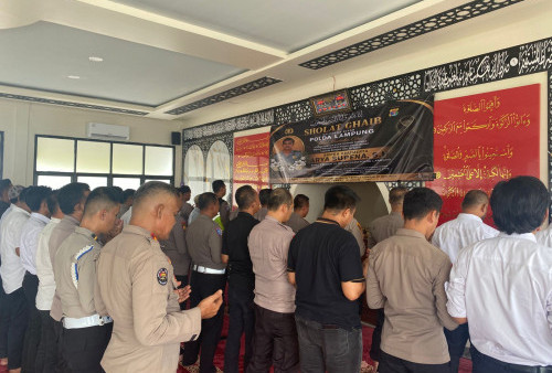 Bentuk Duka dan Penghormatan, Polres Mesuji Gelar Shalat Ghaib untuk Bripka Anumerta Arya Supena 