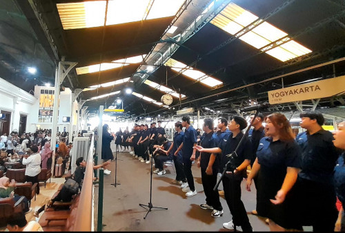 Hari Lahir Pancasila 2026, KAI Daop 6 Hadirkan Paduan Suara di Stasiun Yogyakarta