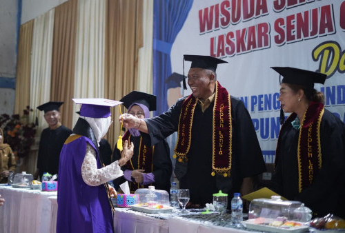  Mewisuda 38 Wisudawati SLS 1 Laskar Senja, Plt. Bupati Lampung Tengah Tegaskan Pentingnya Lingkungan Inklusif