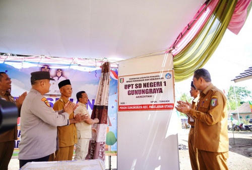 Bupati Riyanto Pamungkas Resmikan UPT SD Negeri 1 Gunungraya Sebagai Sekolah Definitif