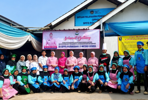 Kunjungi SPPG Purwosari 2 Metro Utara, Ny. Ida Helfi Assegaf Soroti Keamanan Gizi hingga Pengelolaan Limbah