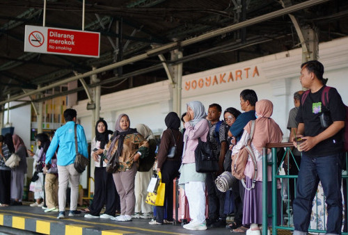 Puncak Arus Balik Long Weekend, Puluhan Ribu Penumpang Padati KAI Daop 6 Yogyakarta
