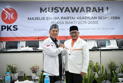 Mohamad Sohibul Iman dan Almuzzammil Yusuf Resmi Pimpin PKS 2025–2030