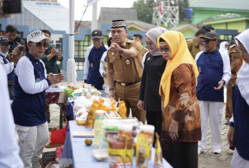 Walikota Metro Apresiasi Warung Usaha Merah Putih