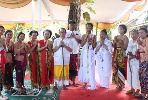 Dukung Toleransi, Wabup Lampung Tengah Hadiri Acara Dwijati di Pedepokan Banyu Bening