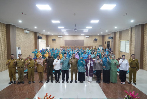 Sosialisasi Rise and Speak: Edukasi Perempuan Pringsewu tentang Kekerasan dan Bahaya Narkoba