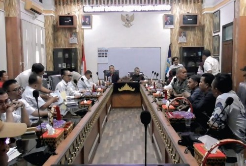 Warga Karangrejo Minta Pemerintah Prioritaskan Penanganan Sampah dan Infrastruktur Jalan