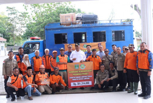 Pemkab Lampung Tengah Lepas Bantuan Korban Bencana di Sumatera