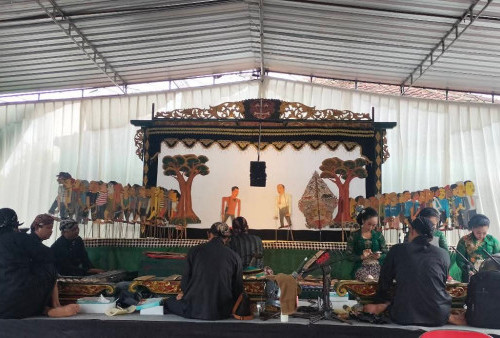 Sosialisasi Sekolah Rakyat di Sleman Berlangsung Meriah Lewat Wayang Cakruk