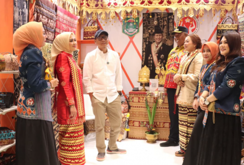 Menilik Filosofi Motif Lawk Handak: Mahakarya Pengrajin Lampung Tengah yang Mencuri Perhatian di INACRAFT 2026 