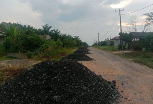  Anggaran Daerah Terbatas, Bupati Elfianah Andalkan Limbah Tol Trans Sumatra untuk Infrastruktur