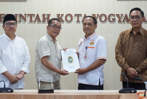 Tiga Plt OPD Terima Memori Jabatan, Hasto Tekankan Kelanjutan Pelayanan Publik