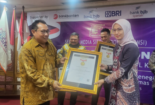 Kejari Lamsel Dapat Penghargaan, SMSI Apresiasi Kepemimpinan Afni Carolina