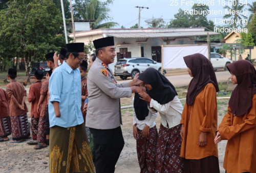  Safari Ramadhan, Kapolres Mesuji Hadir Berbagi di Ponpes Al-Falah Mekar Jaya