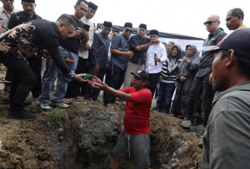 Bos HS Dirikan Masjid di Lokasi Istri Tewas Kecelakaan