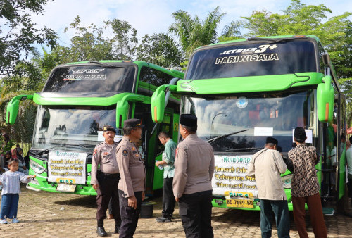 Polres Mesuji Kawal Penuh Pemberangkatan Calon Jamaah Haji 1447 H