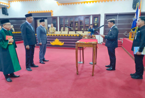 Walikota Metro Resmi Lantik Agus Pimpin Disdikbud, Kusbani Jabat Asisten II