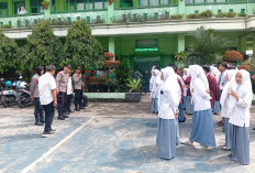 Edukasi Literasi Digital, Polsek Metro Pusat Dorong Pelajar Lebih Cerdas Bermedsos