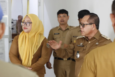 Pj Sekda Lampung Tengah Sidak Kantor Dinas, Disiplin dan Kebersihan Jadi Sorotan