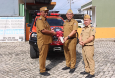 Plt Bupati I Komang Koheri Pimpin Apel dan Serah Terima Hibah Peralatan Penanggulangan Bencana