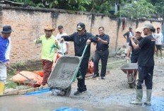 Kompak Bangun Jalan Desa, Warga Purworejo Tuai Apresiasi dari Bupati Ardito Wijaya