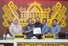 Bupati Pringsewu Riyanto Pamungkas Ajukan R-APBD TA 2027