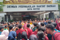 IMM Suarakan Isu Lingkungan dan Pendidikan dalam Aksi Demo di Gedung DPRD Metro