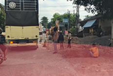 Pengerukan Jalan Sukadamai Lampung Selatan, Arus Lalu Lintas Dialihkan