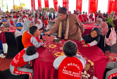 Dongeng Jadi Jembatan Literasi, Jarwo Songha Meriahkan Festival Literasi Nasional Lampung Barat 