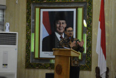 Hadiri Pengukuhan Suryo Ndadari 2026–2029, Bupati Sleman Soroti Peran Strategis Kalurahan