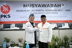 Mohamad Sohibul Iman dan Almuzzammil Yusuf Resmi Pimpin PKS 2025–2030