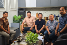 Kasat Intelkam Polres Metro Sambangi Sekretariat Kegiatan Sosialisasi Antikorupsi Kota Metro