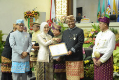 Plt Bupati I Komang Koheri Hadiri Rapat Paripurna Istimewa DPRD Provinsi Lampung