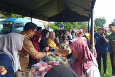 Bapok Harga Miring Diserbu Ratusan Warga pada Pasar Murah di Metro Barat